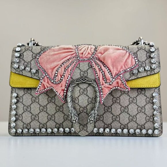 Gucci Handbags - Gucci Dionysus GG Supreme Embellished Bag - Pre owned